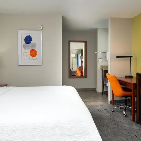 Holiday Inn Express Hotel & Suites Farmington By Ihg Exterior photo