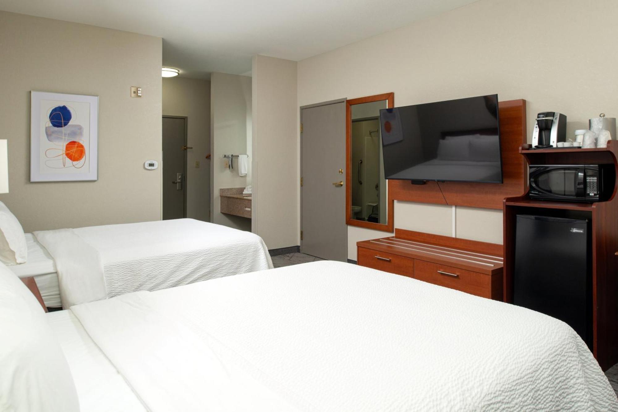 Express & By Ihg 2* Farmington