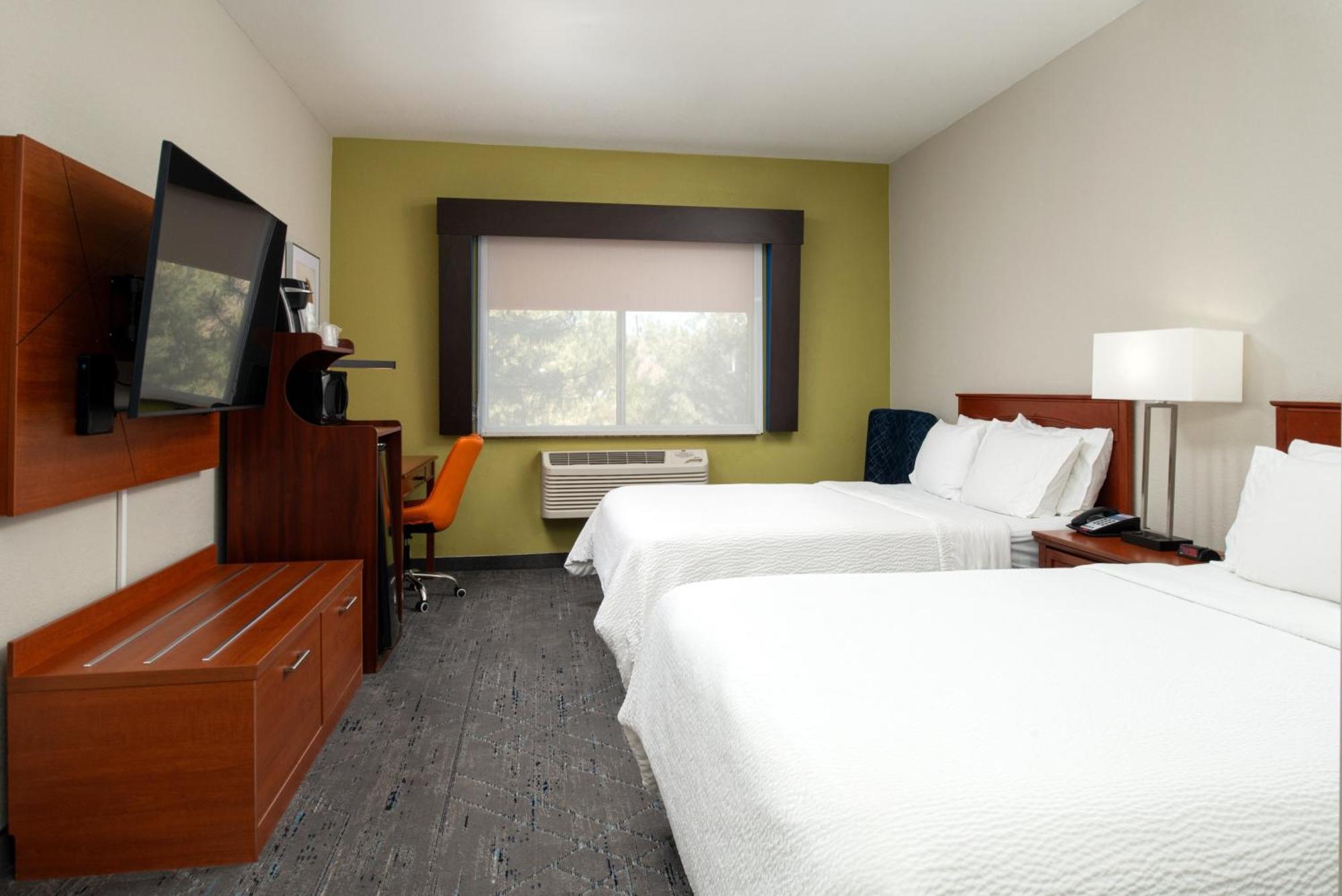 Express & By Ihg Hotel Farmington