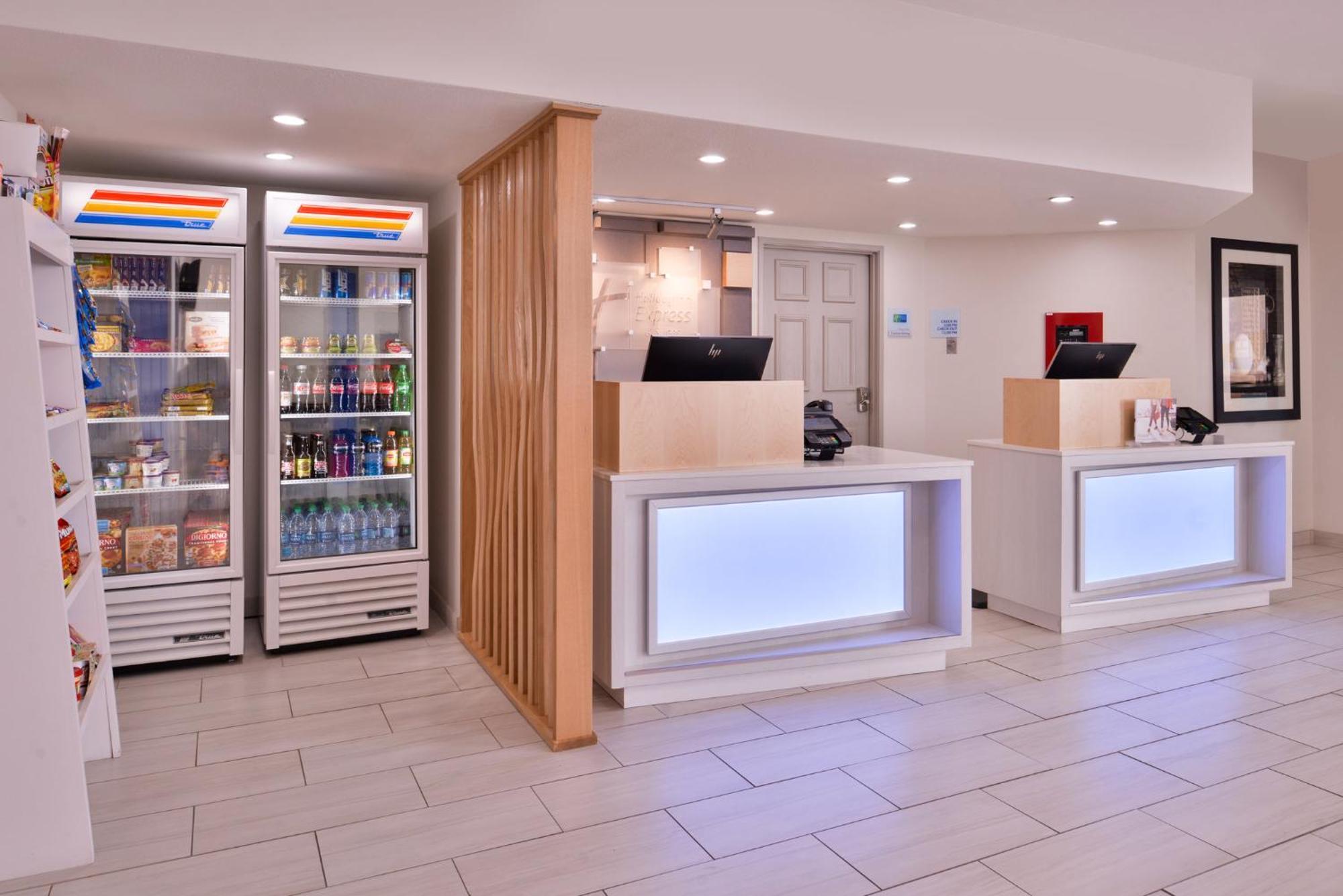 Hotel Express & By Ihg