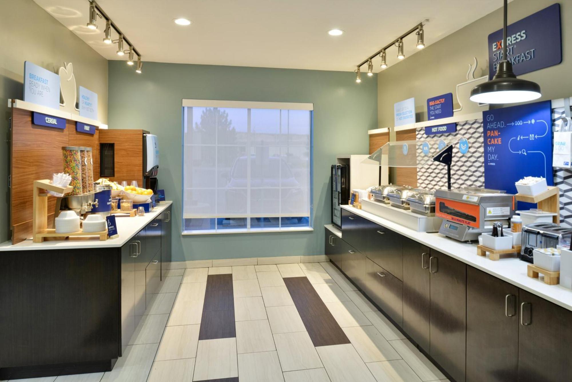 Express & By Ihg Hotel Farmington