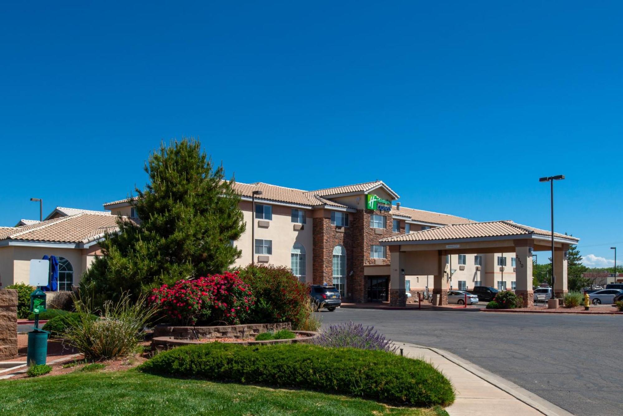 Express & By Ihg Farmington