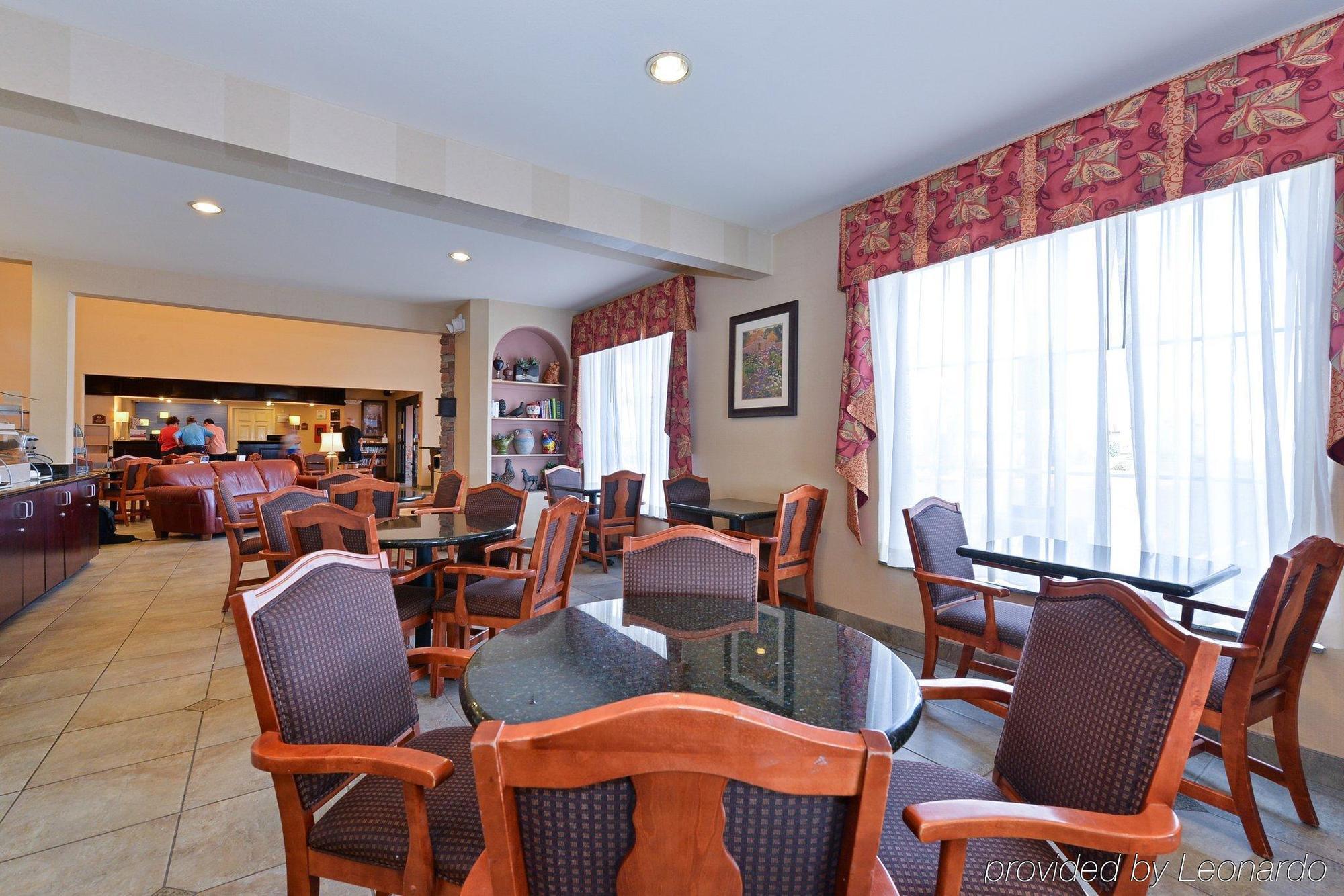 Express & By Ihg 2* Farmington