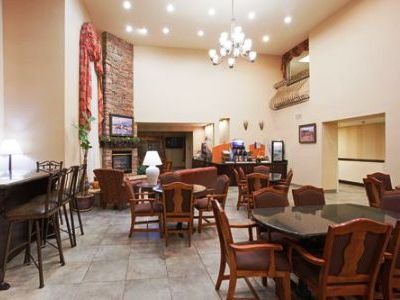 Express & By Ihg 2* Farmington