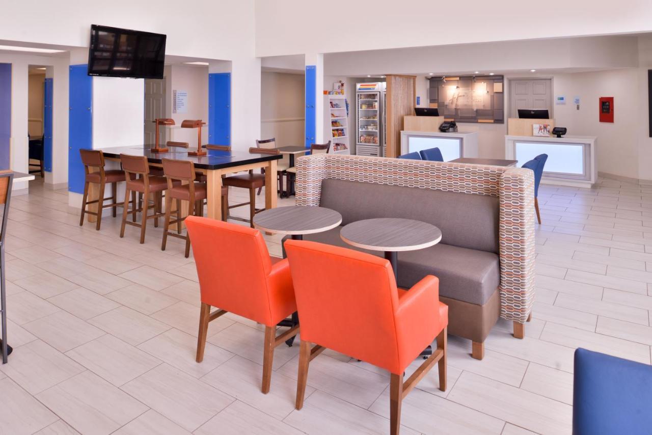Hotel Express & By Ihg